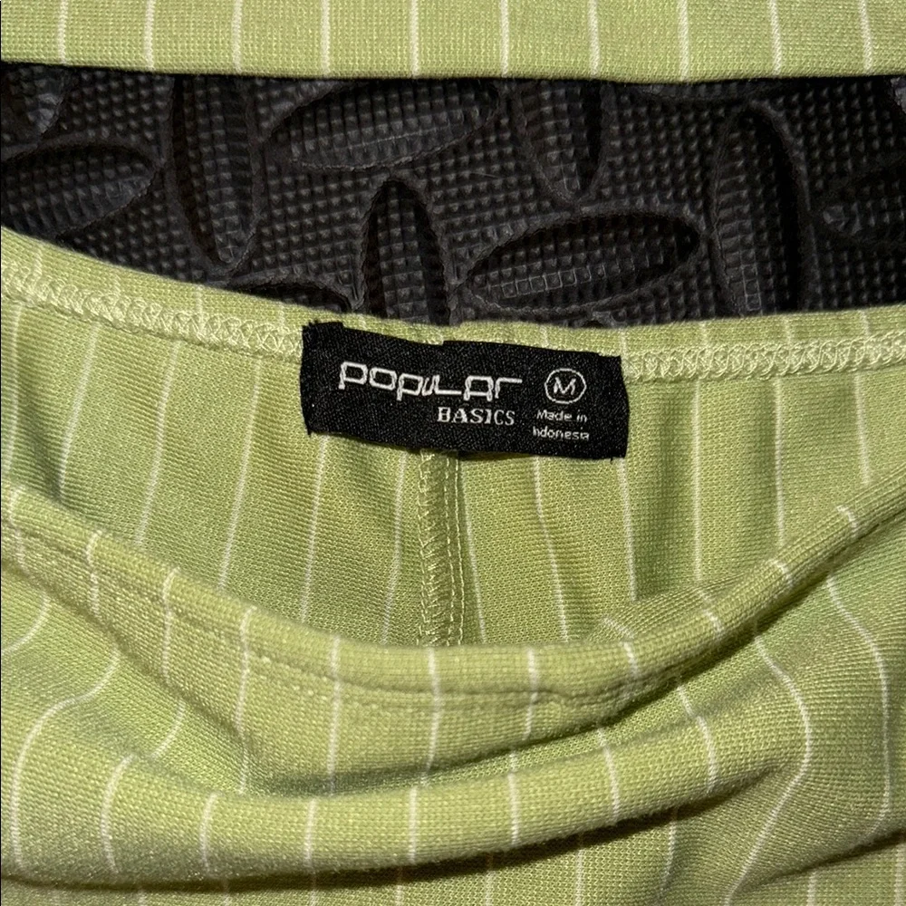 Popular Basics Green Striped Set - Picture 2 of 7